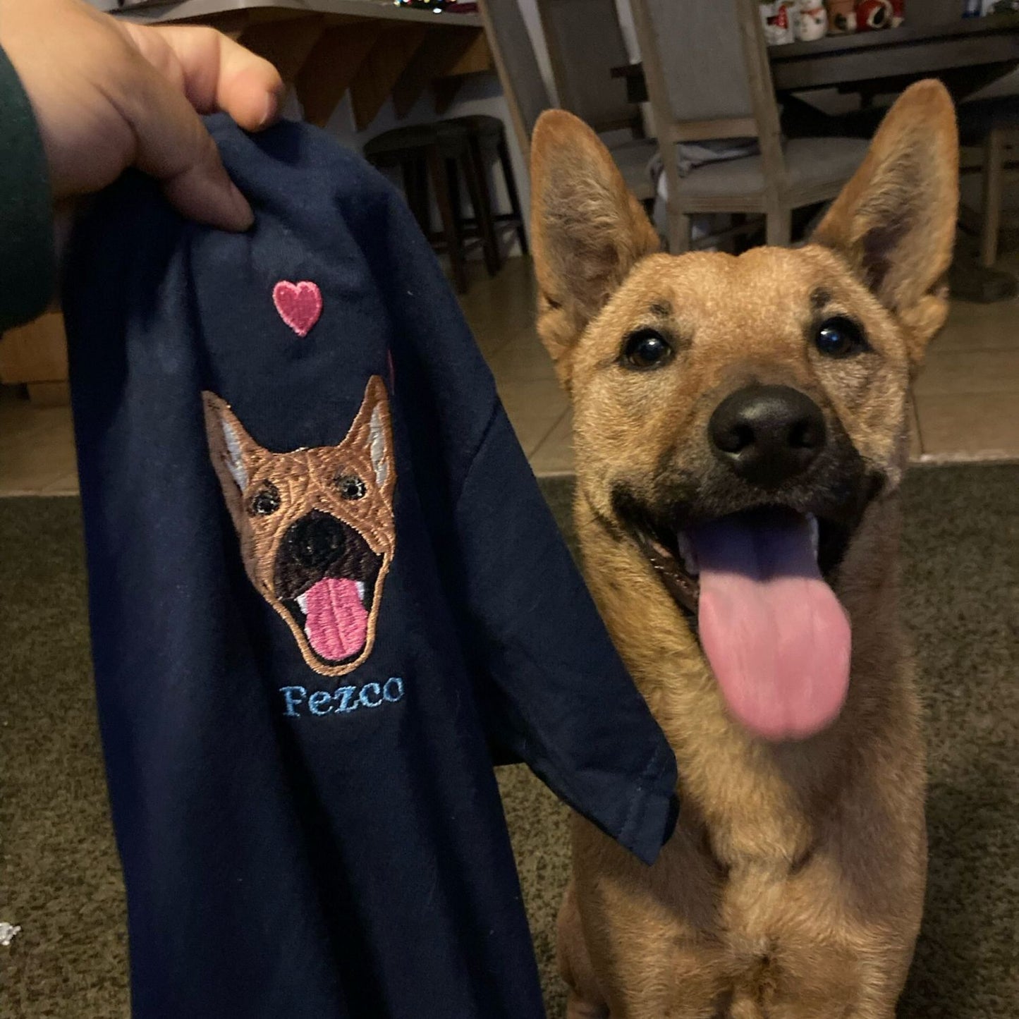 Benutzerdefiniertes Hunde-Sweatshirt mit Stickerei, Hoodie - Geschenk für Hundeliebhaber