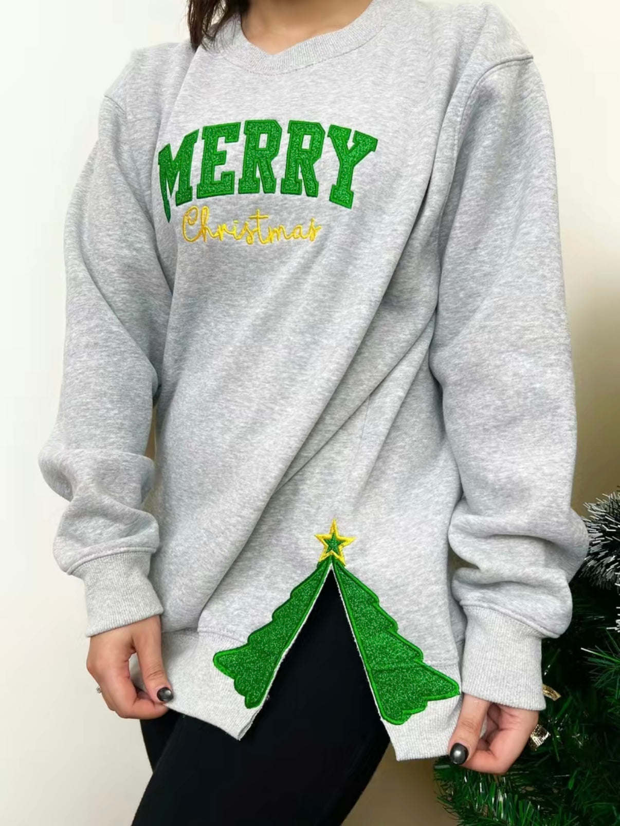 Christmas Side Bow Embroidered Sweatshirt/Hoodie