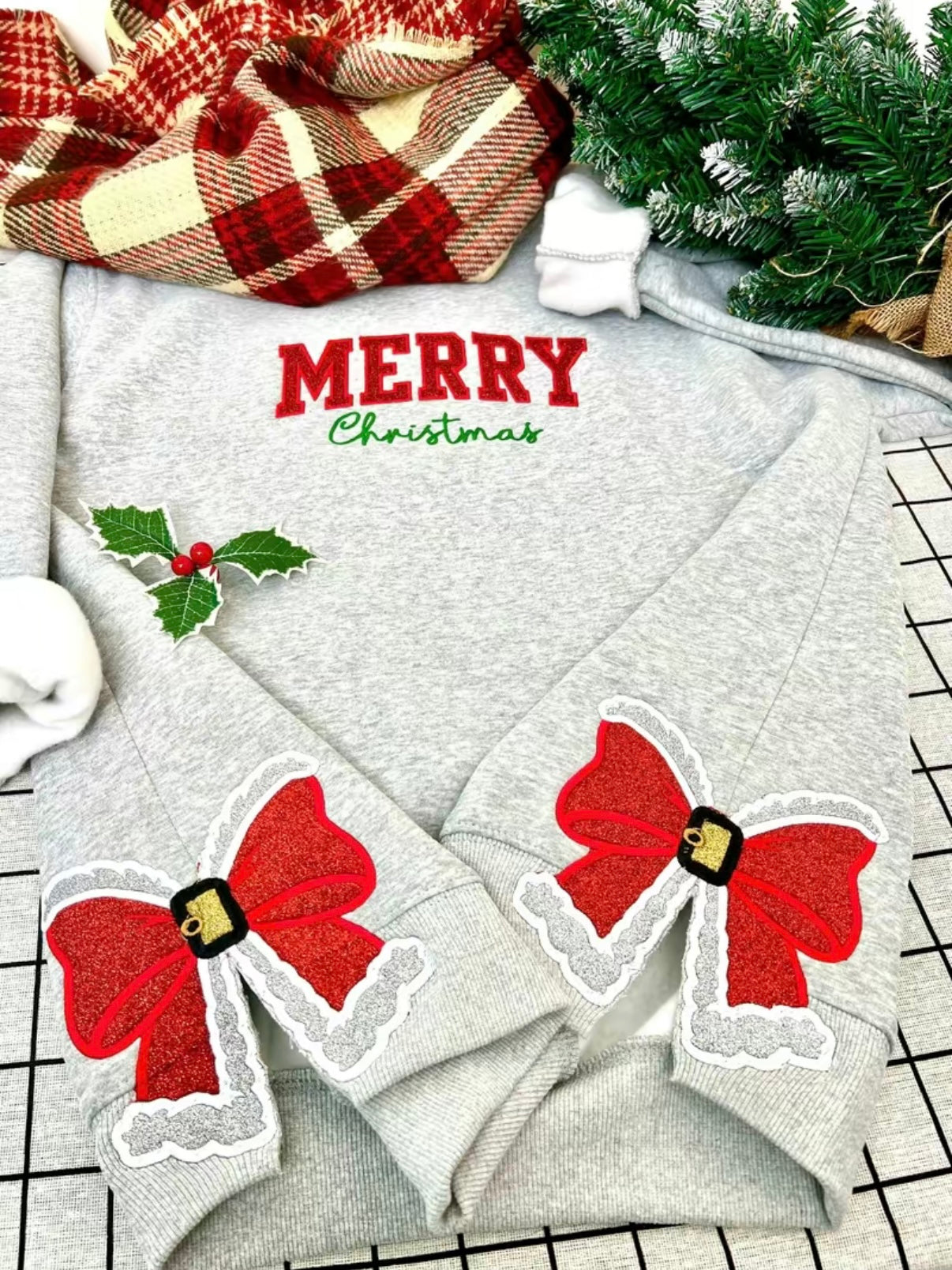 Christmas Side Bow Embroidered Sweatshirt/Hoodie