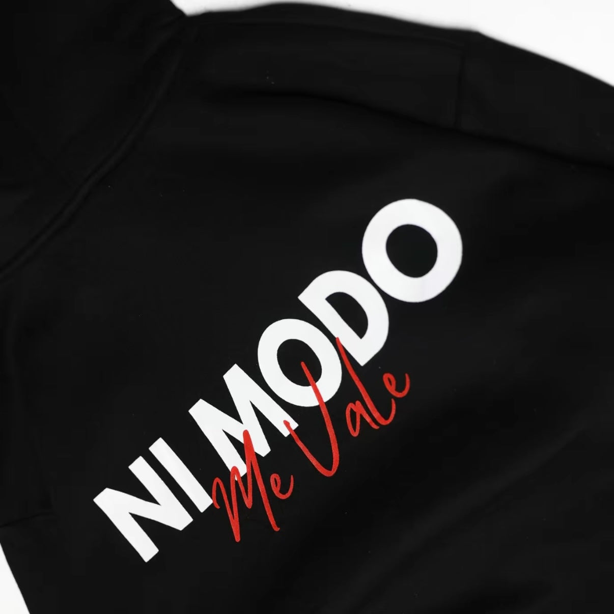 Me Vale T-Shirt/Sweatshirt/Hoodie