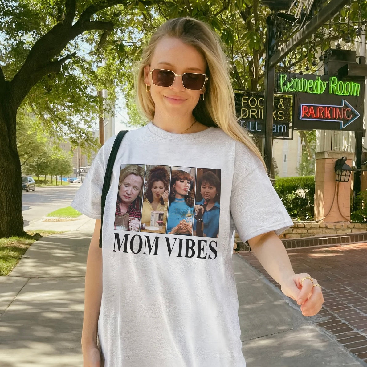 Mom Vibes 70's Show Fun T-Shirt/Sweatshirt/Hoodie