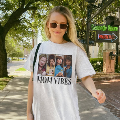 Mom Vibes 70's Show Fun T-Shirt/Sweatshirt/Hoodie